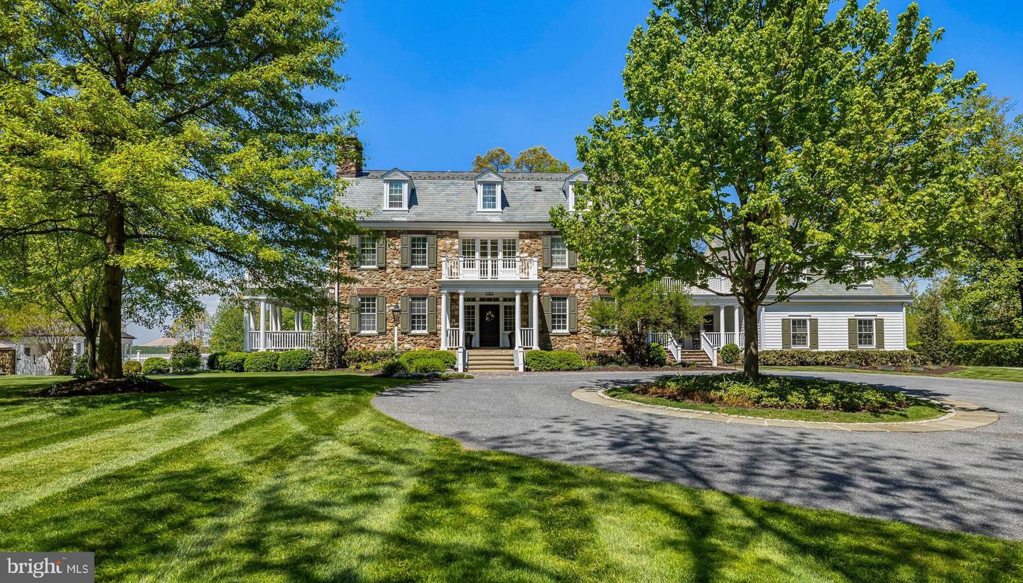 2734 Caves Road