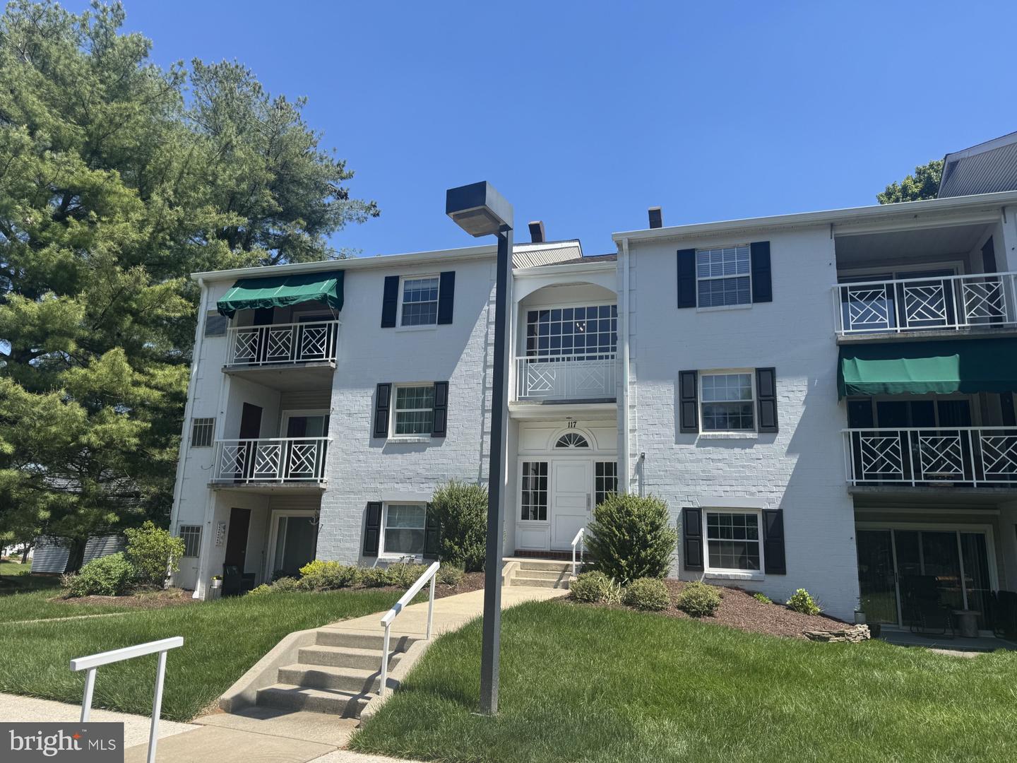 117 Castletown Road #301