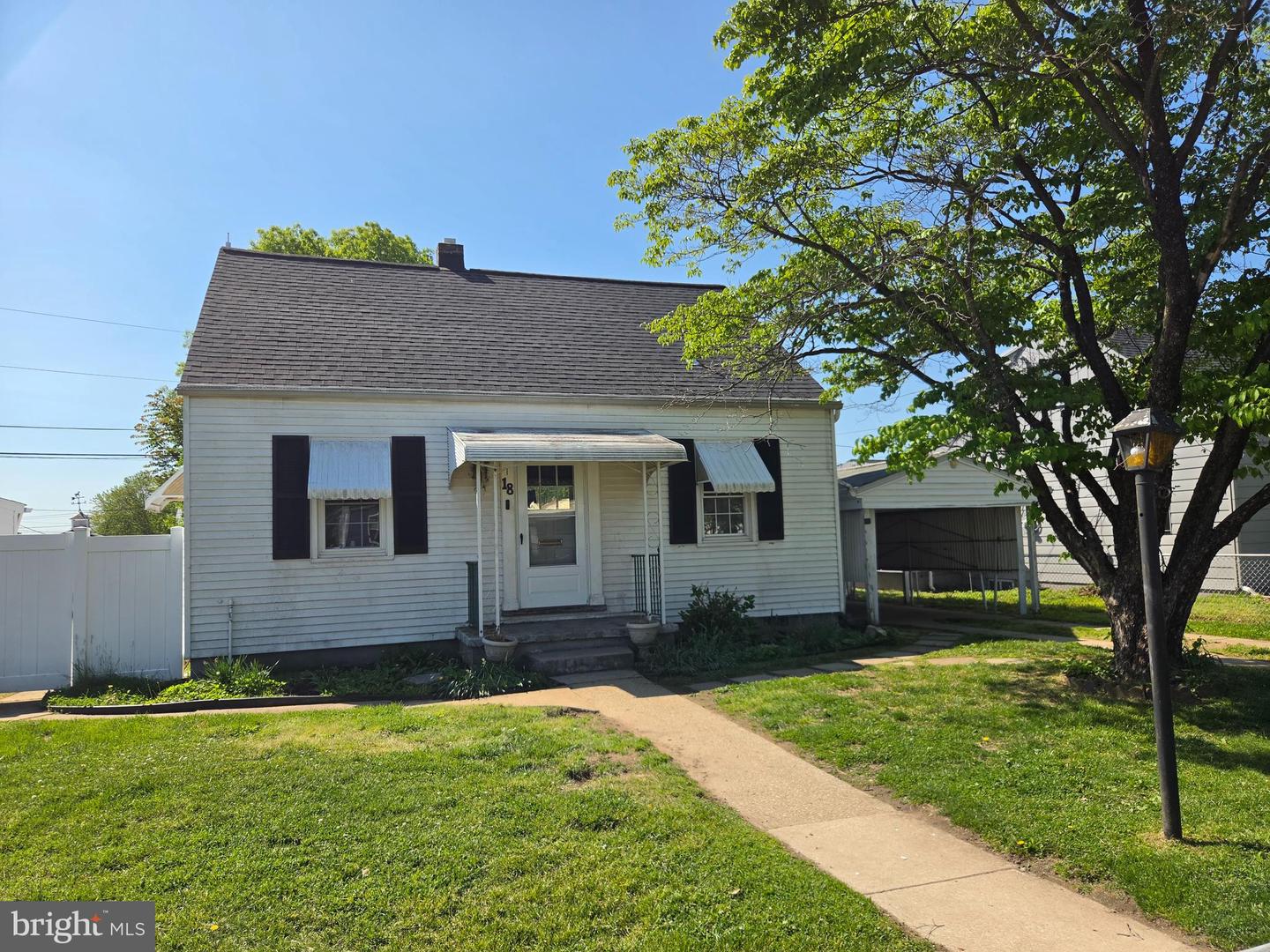 18 Avenal Road, Baltimore