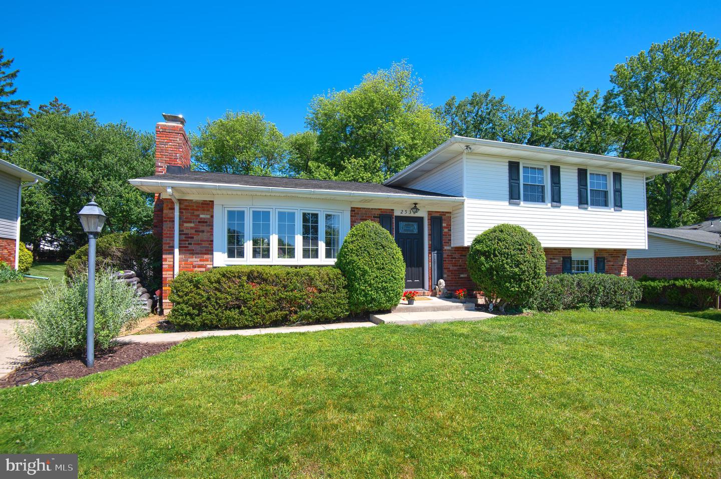 2532 Londonderry Road, Lutherville Timonium