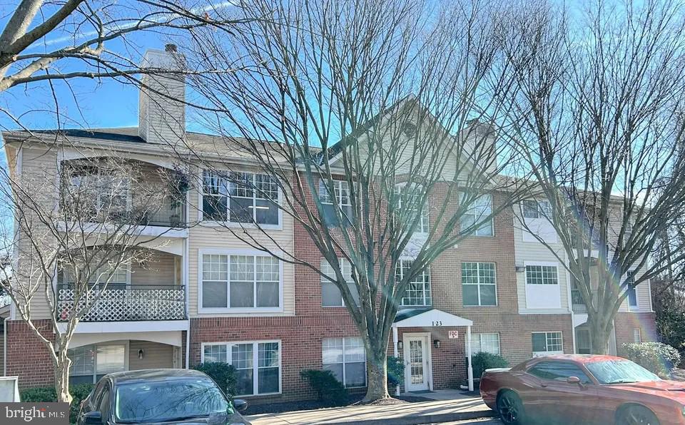 17 Ashlar Hill Court #17