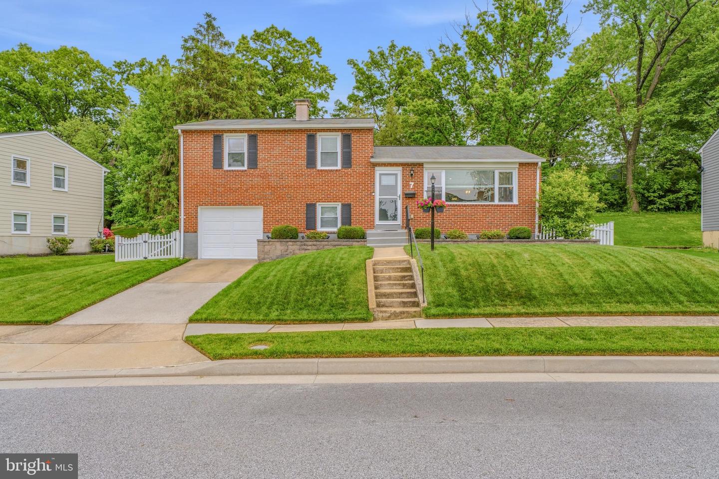 7 Wendslow Place, Lutherville Timonium