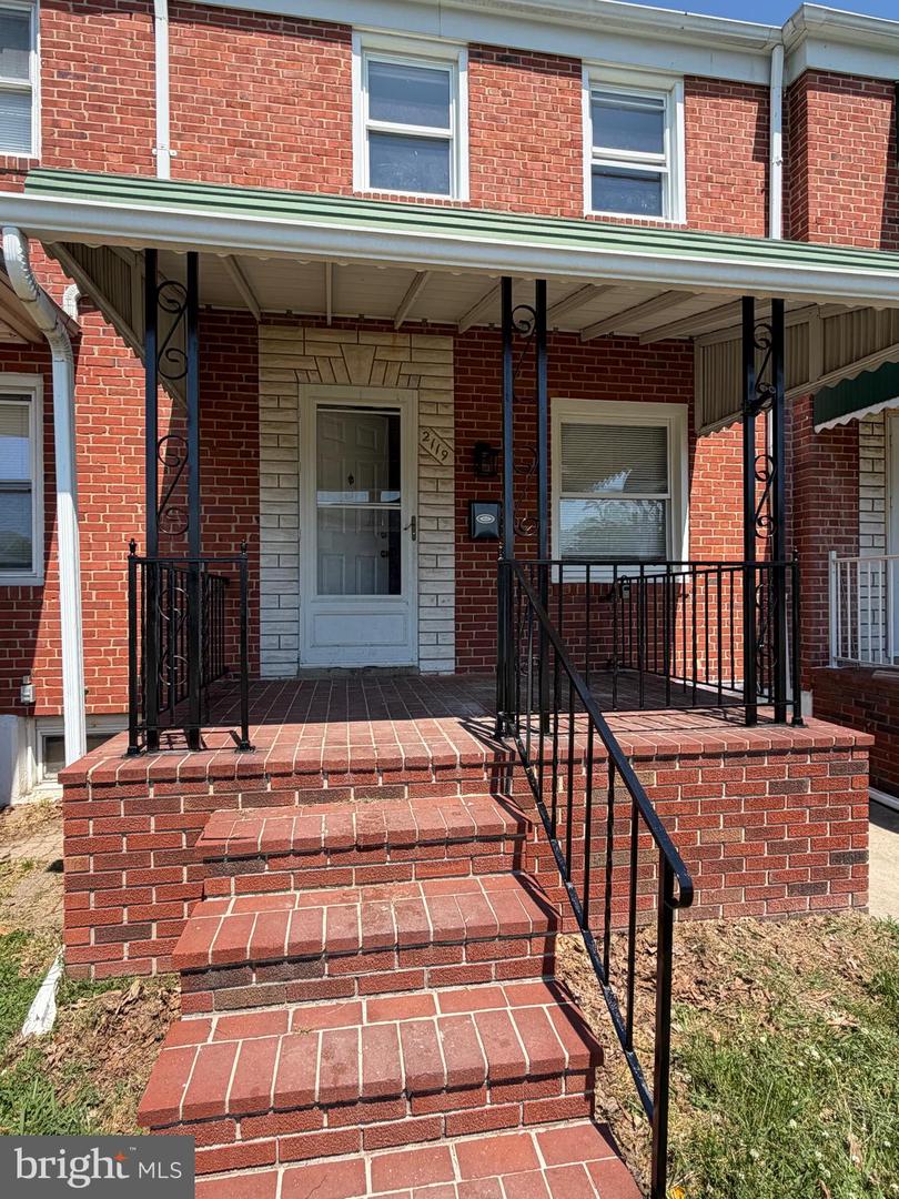 2119 Hawthorne Road