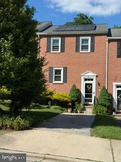 6 Carriage Walk Court