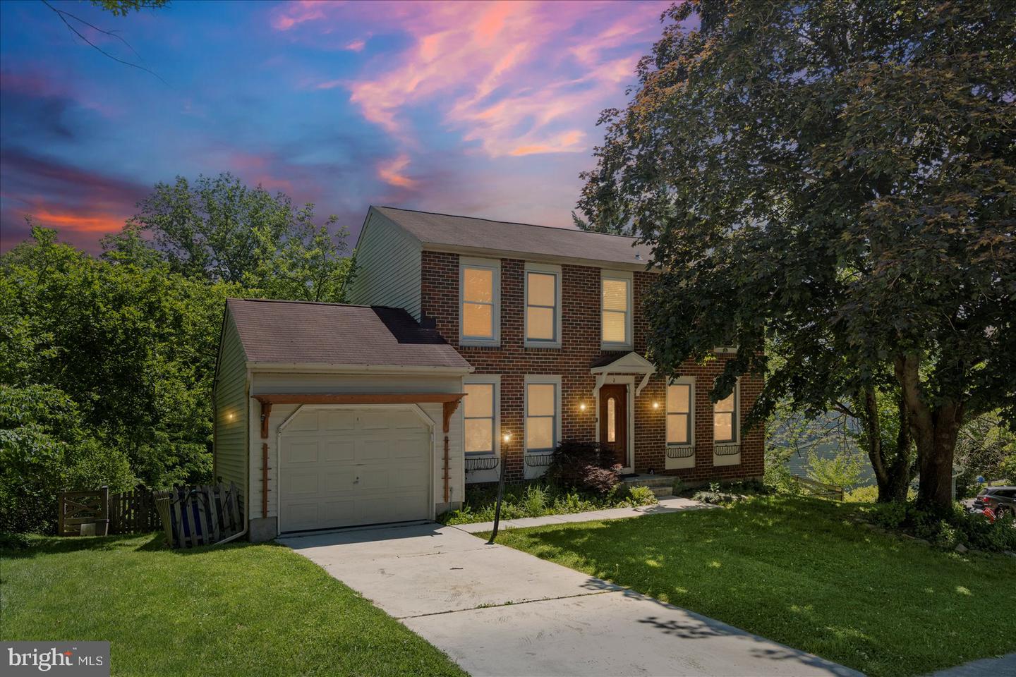 2 Topwood Court
