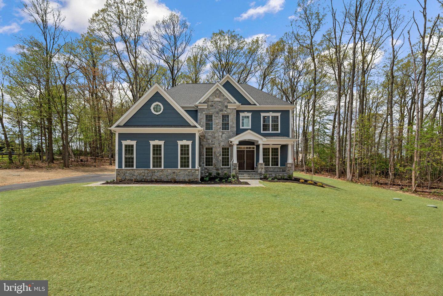 127 Nob Hill Park Drive #benton Ii