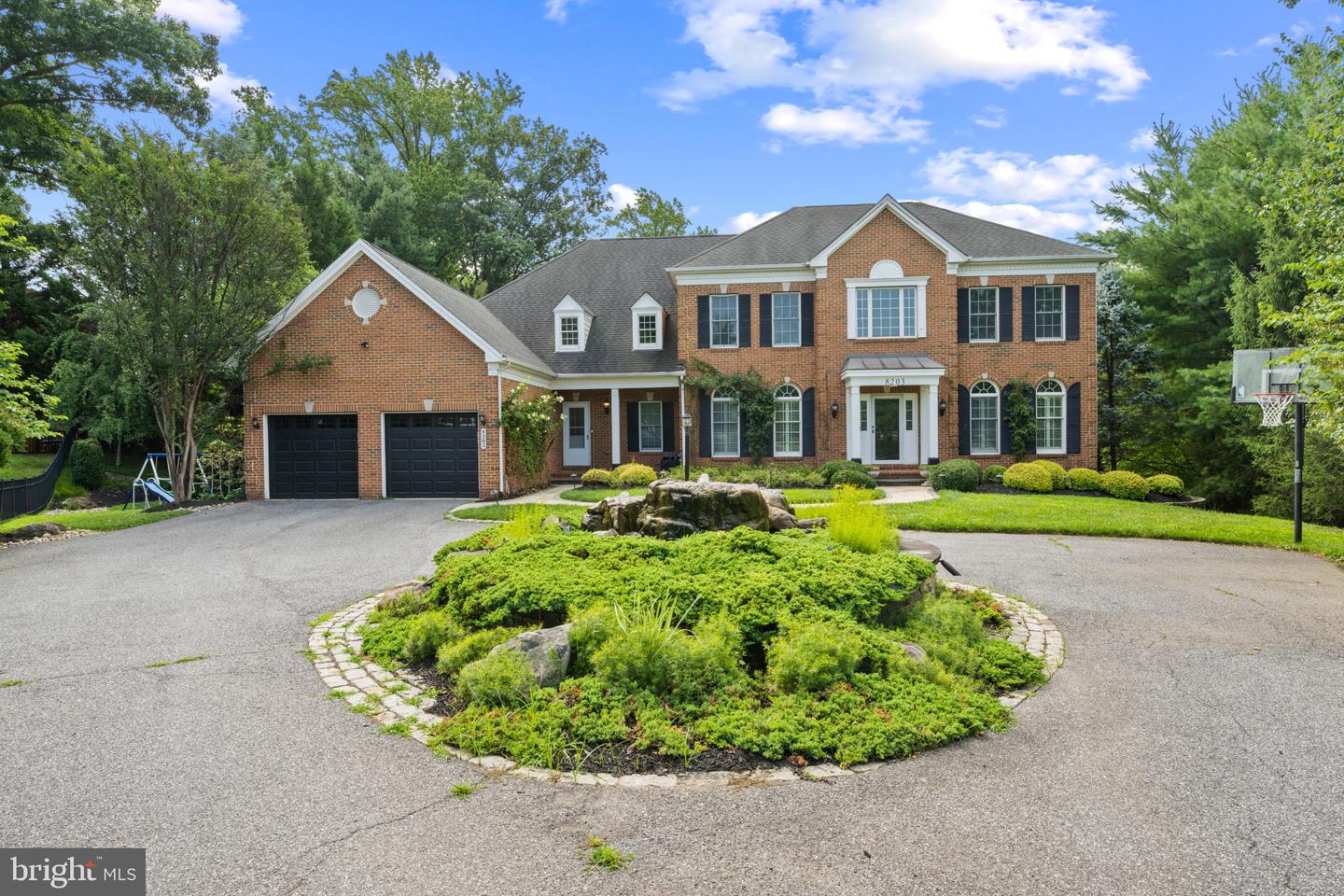 8203 Pumpkin Hill Court