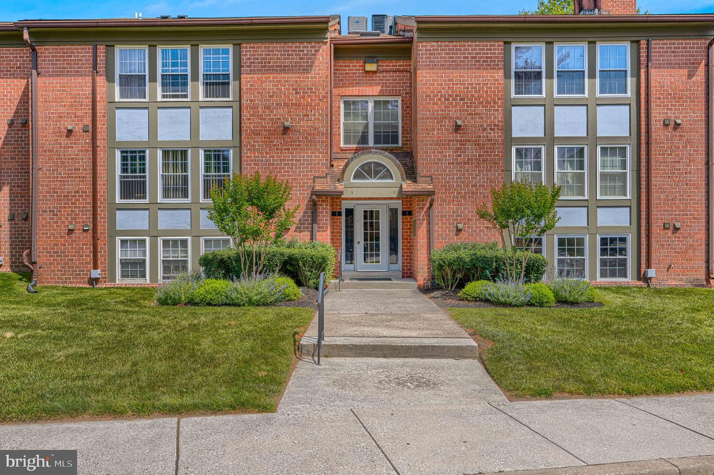 3 Pipe Hill Court #3b
