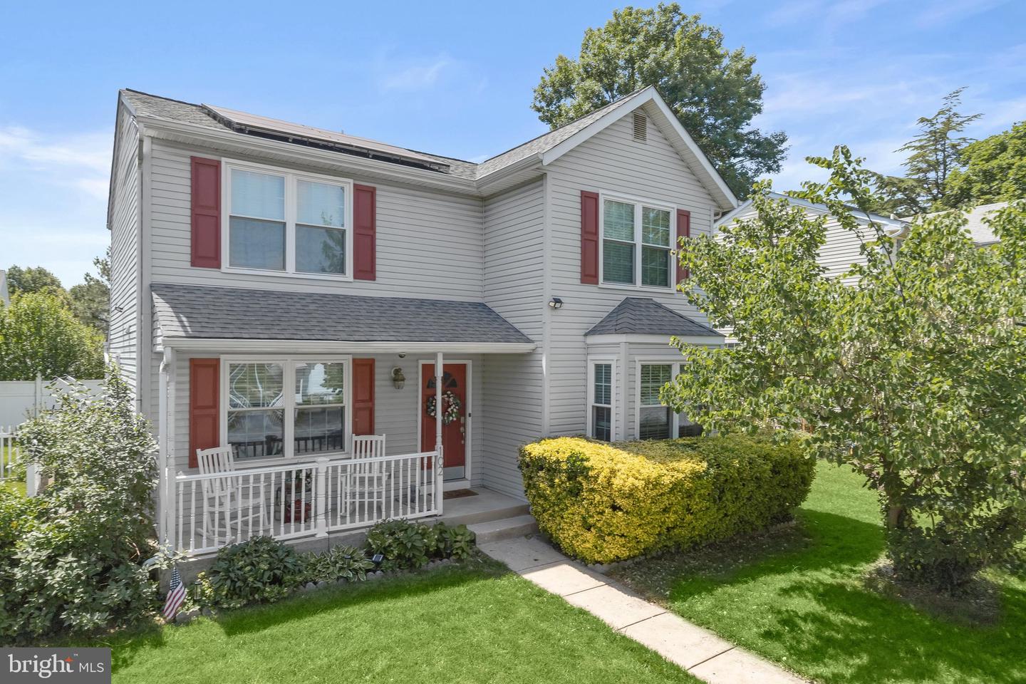 102 Bishops Lane