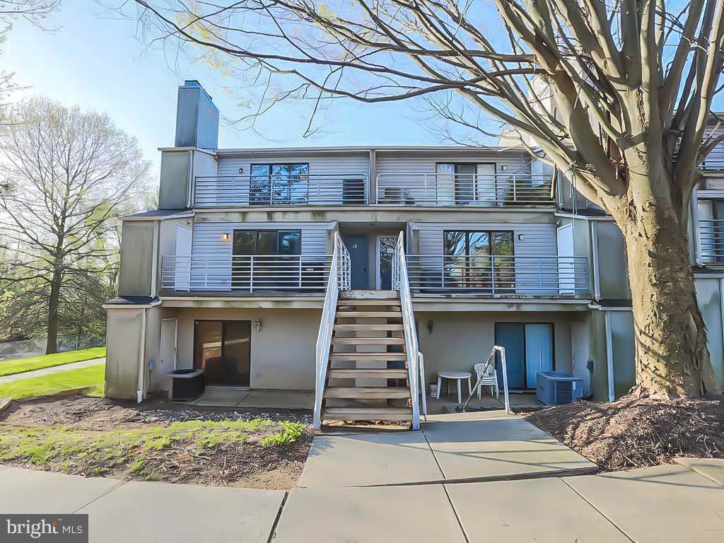 78 Ashlar Hill Court #1