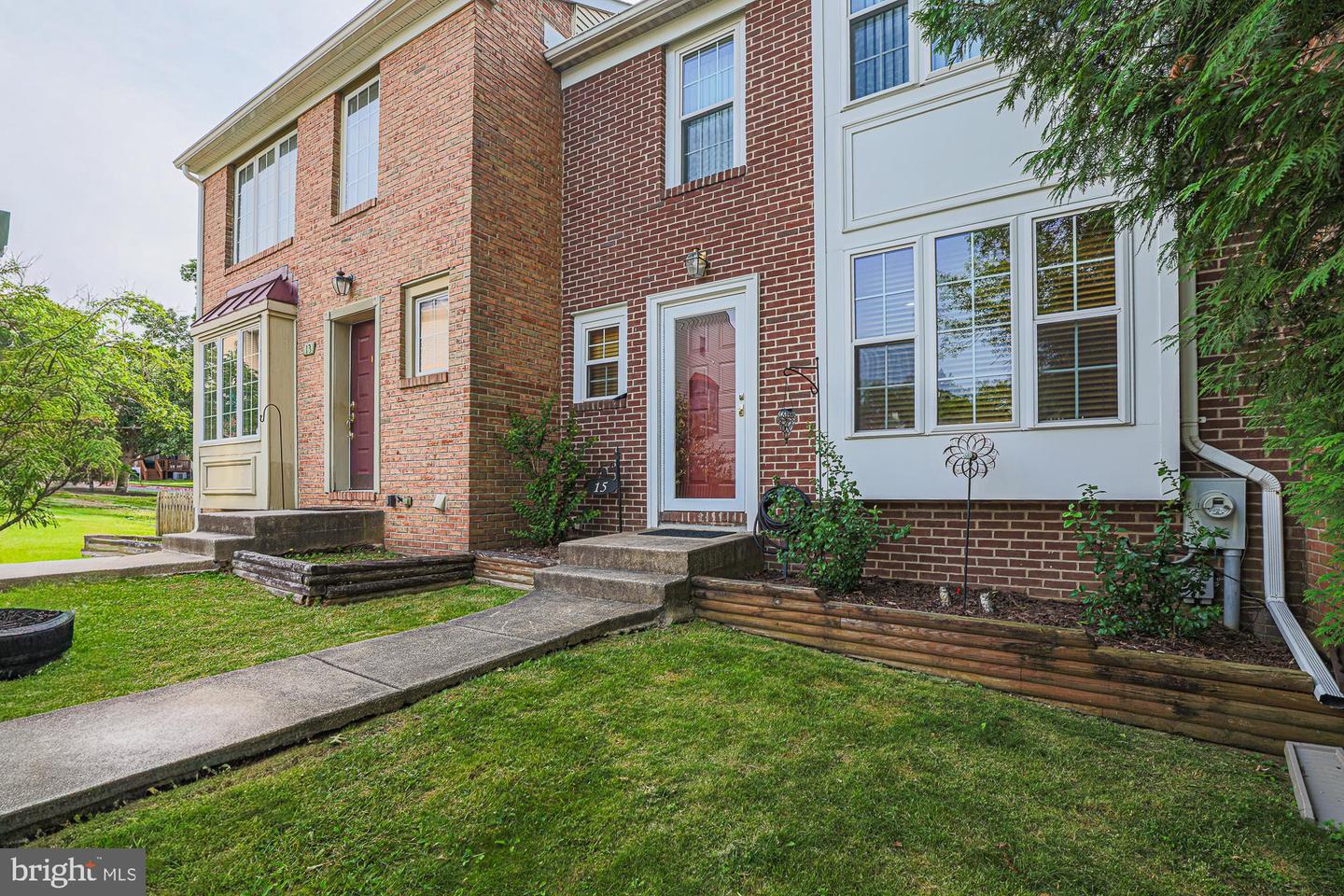 15 Millbridge Court