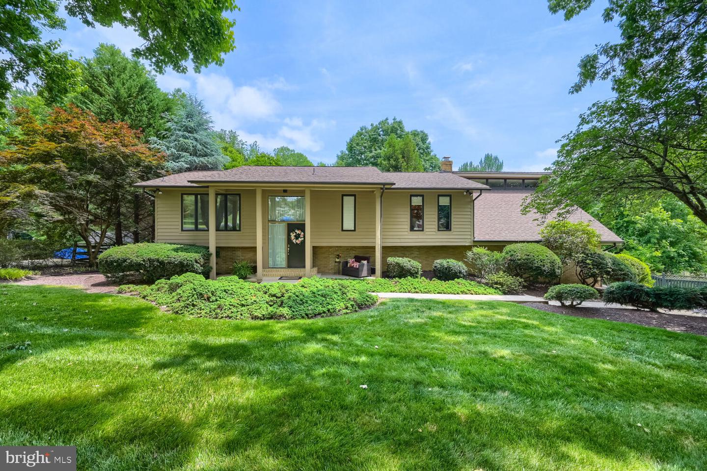 8023 Yellowstone Road