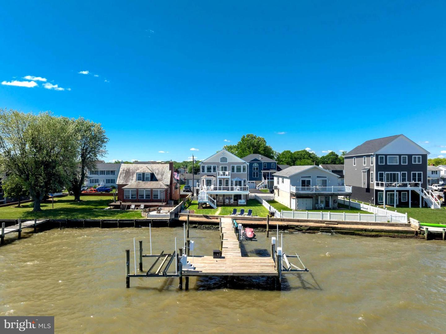 7112 River Drive Road