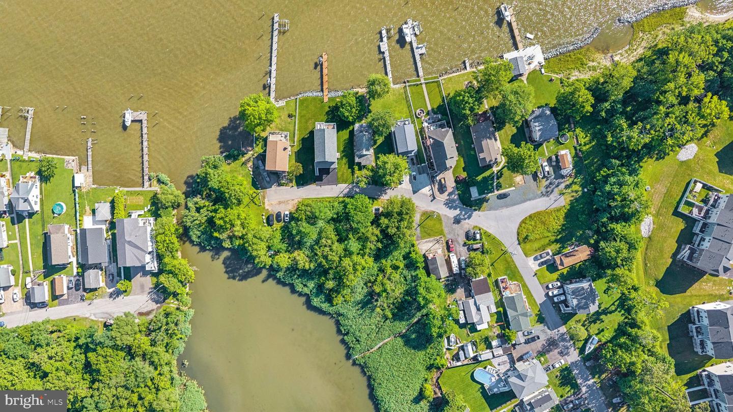 7607 Chesapeake
