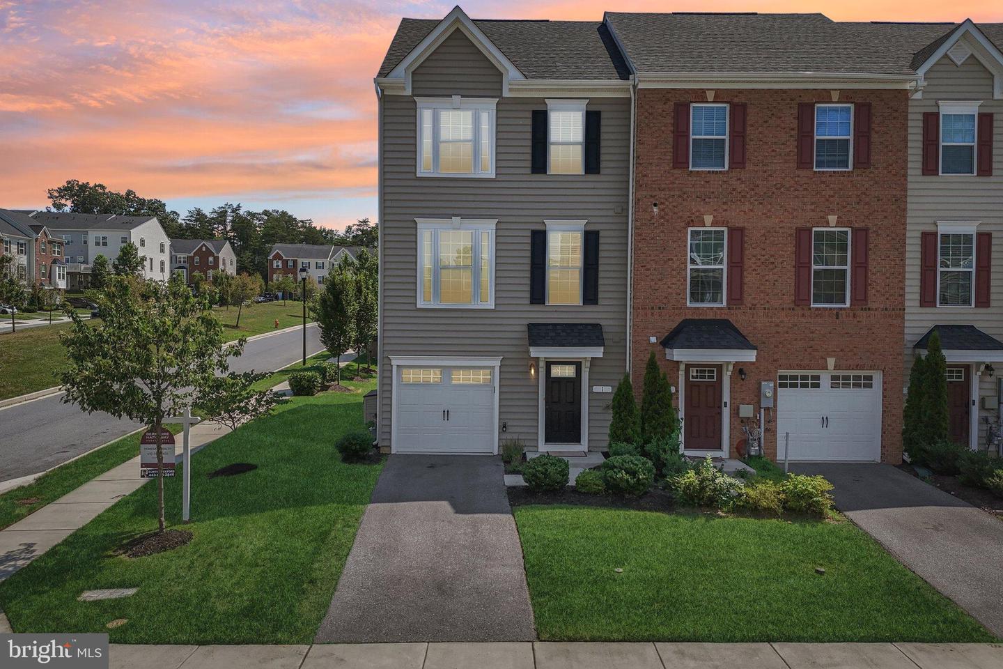 1 Gates Park Court