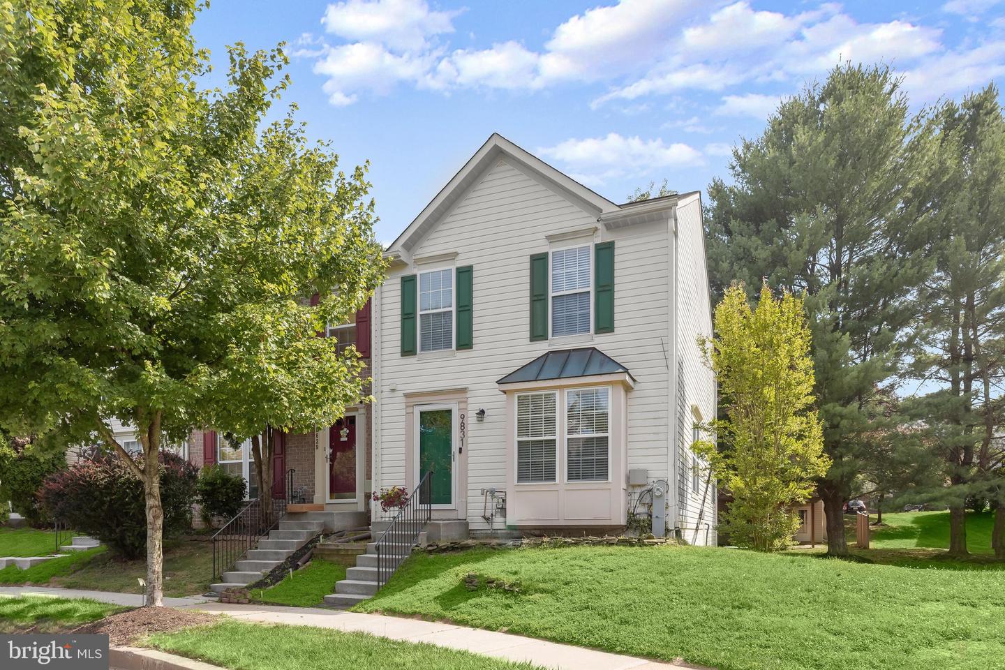 9831 Bayline Circle