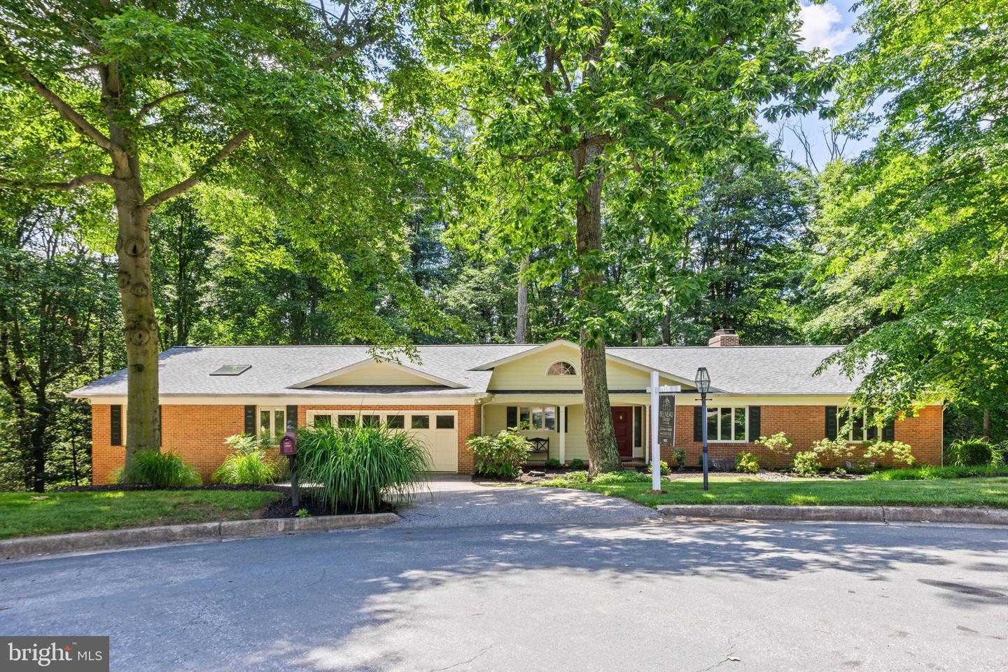 1302 Woodshole Road