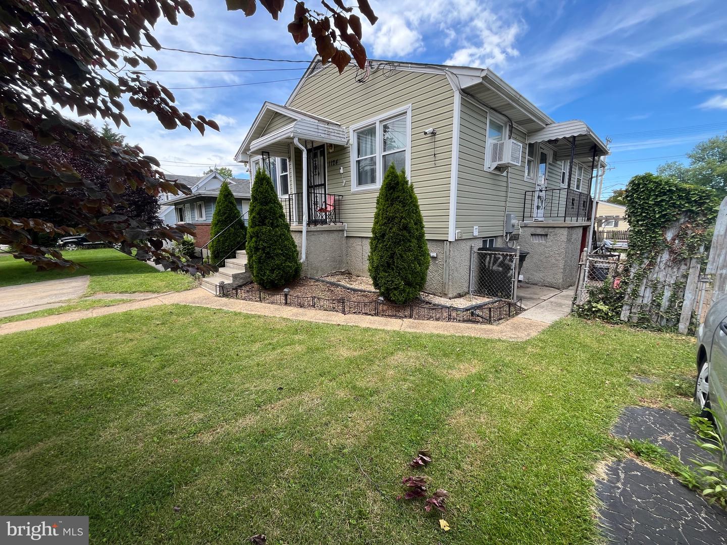 1124 Wilson
