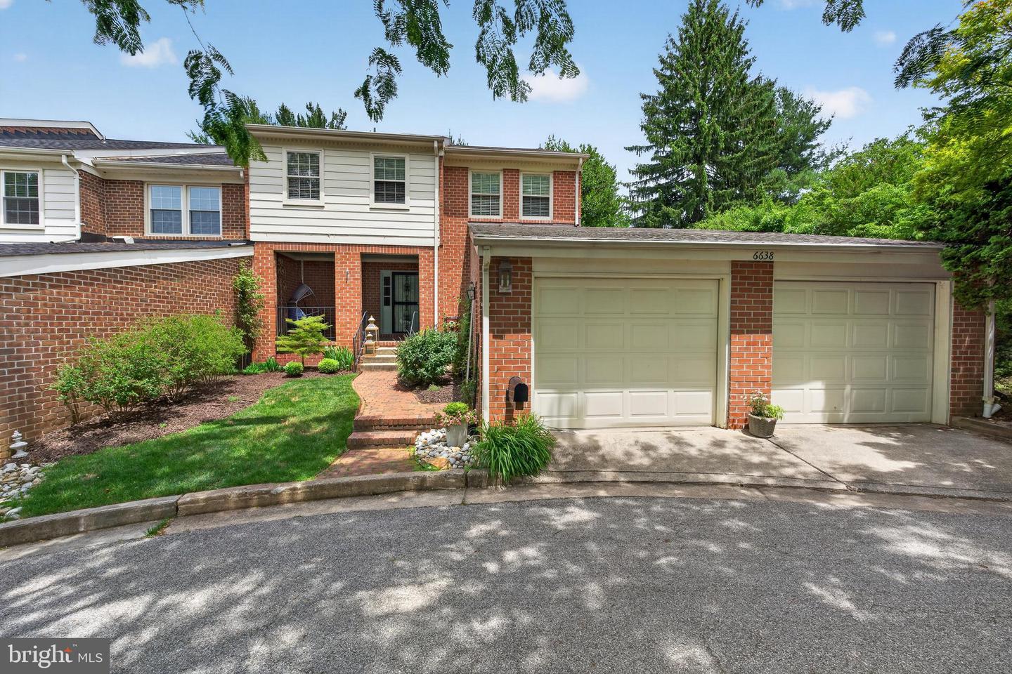 6638 Walnutwood Circle