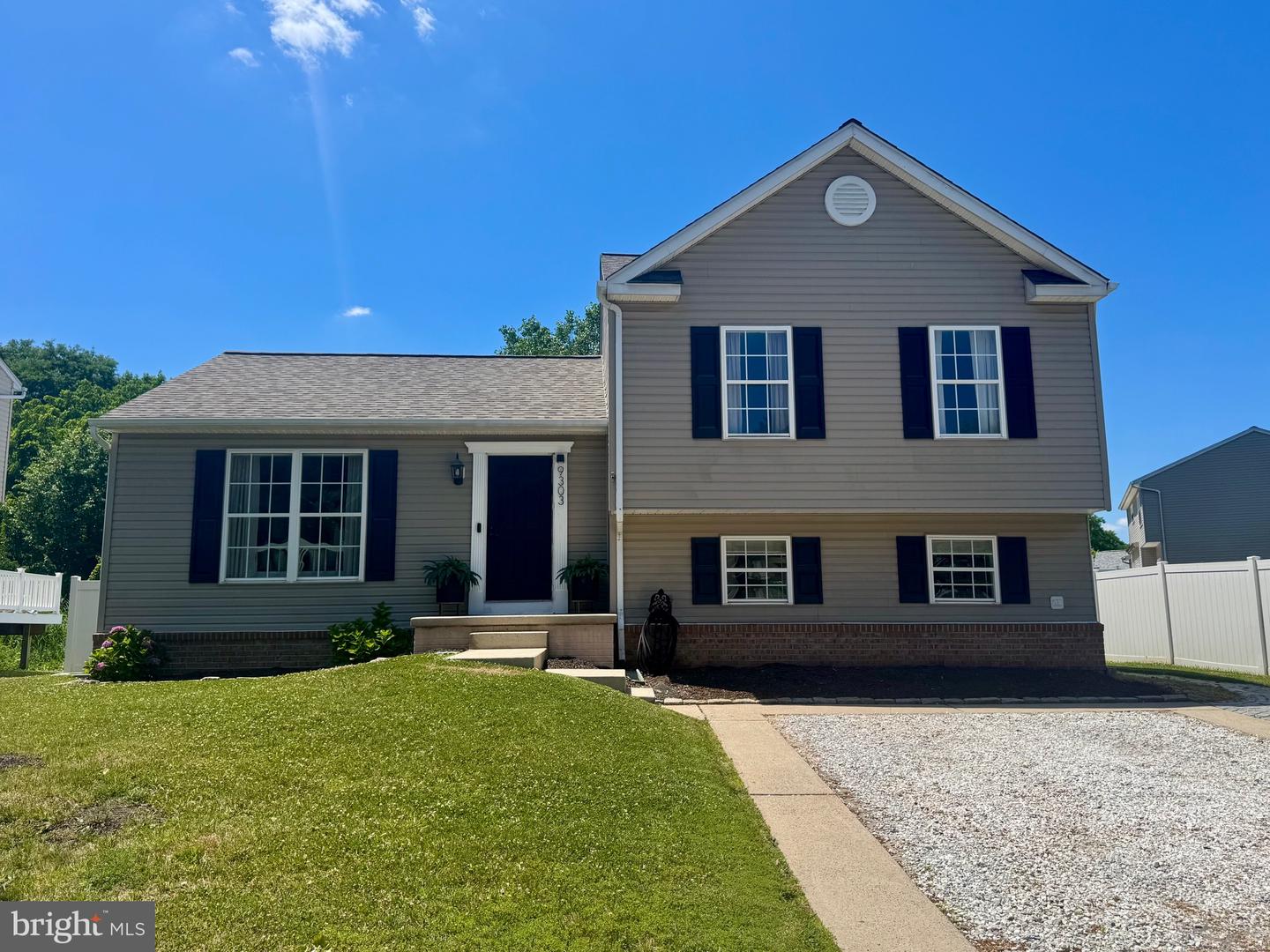 9303 Sea Horse Court