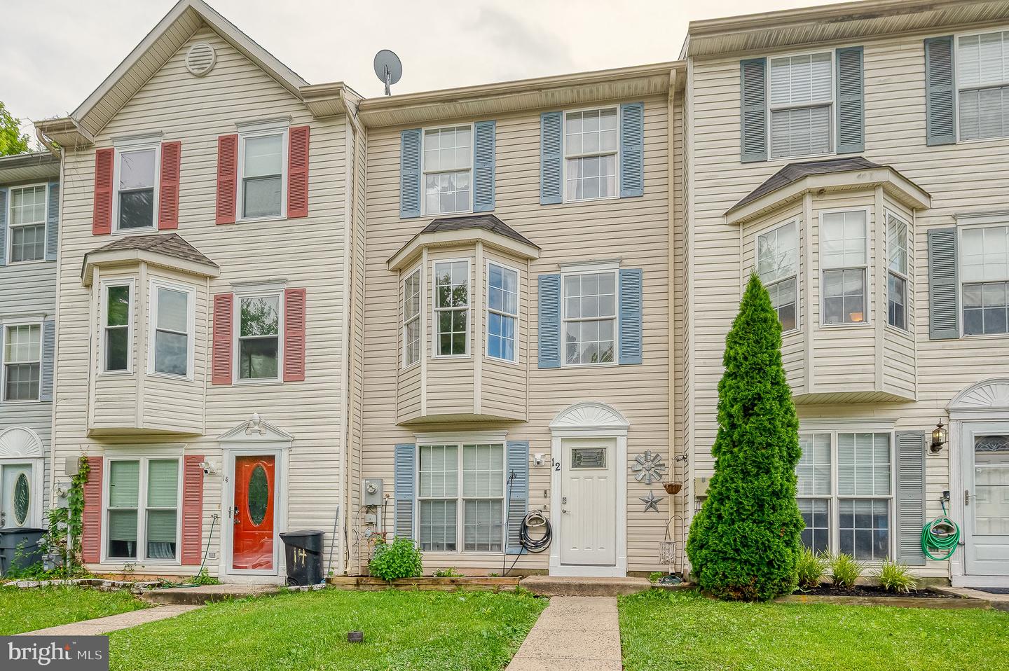 12 White Laurel Court