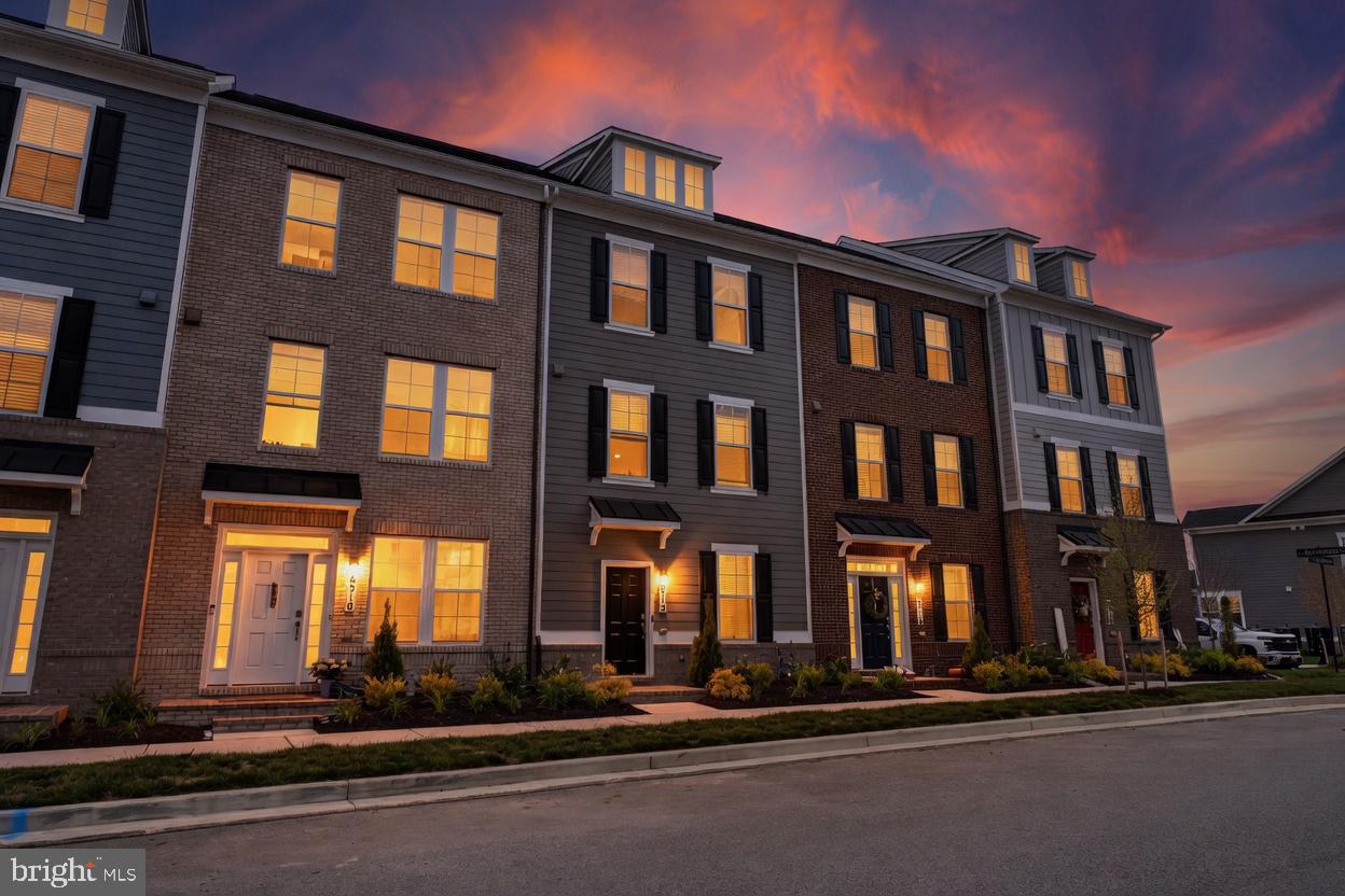 6512 Greenleigh