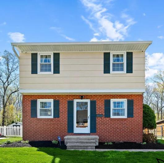 945 Homberg Ave