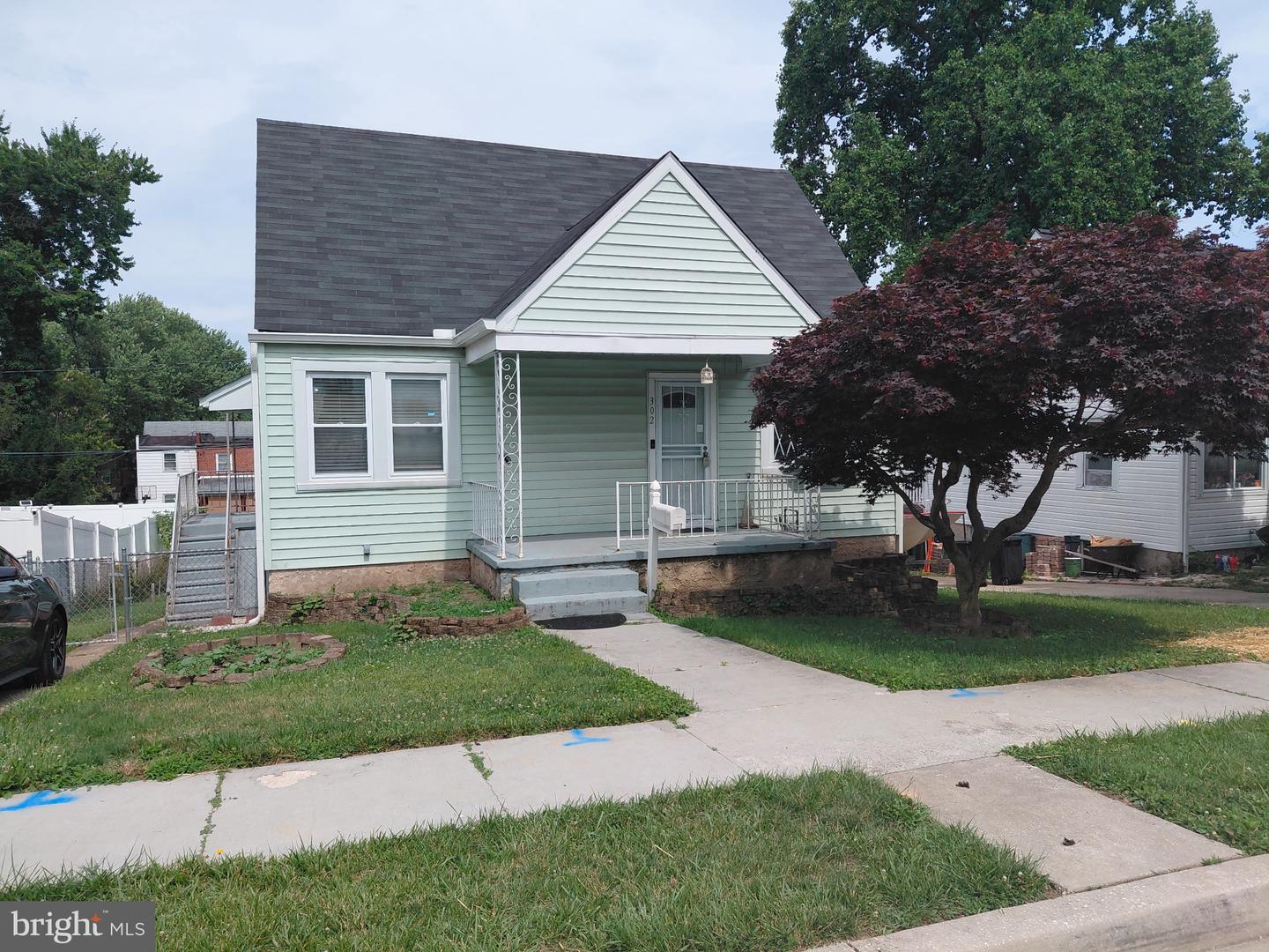 302 Dale Avenue