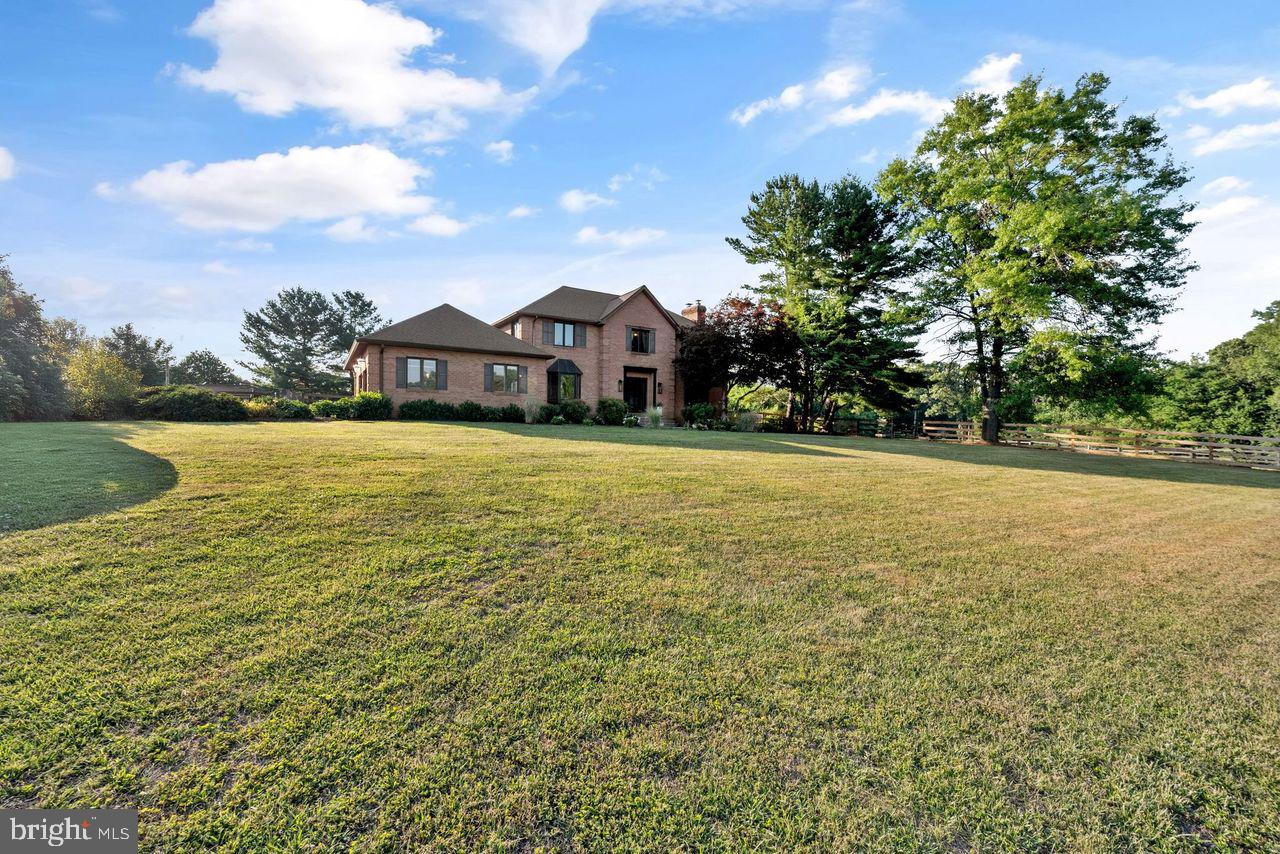 2 Arden Valley Court