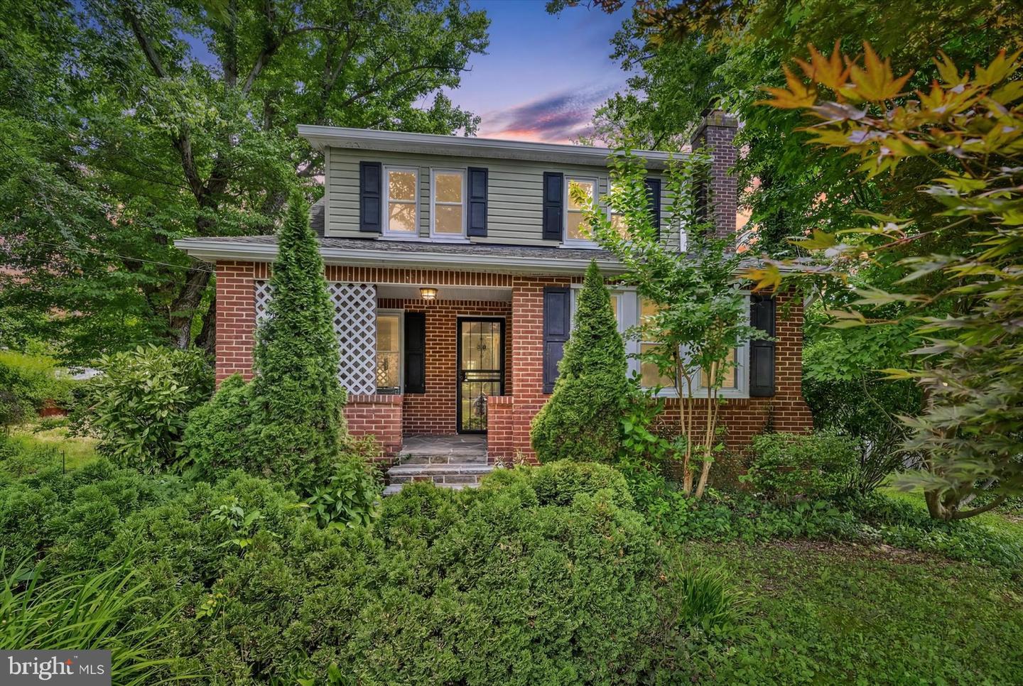 2743 Ridge Rd