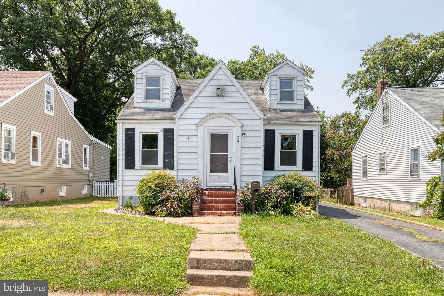 24 McCormick Avenue