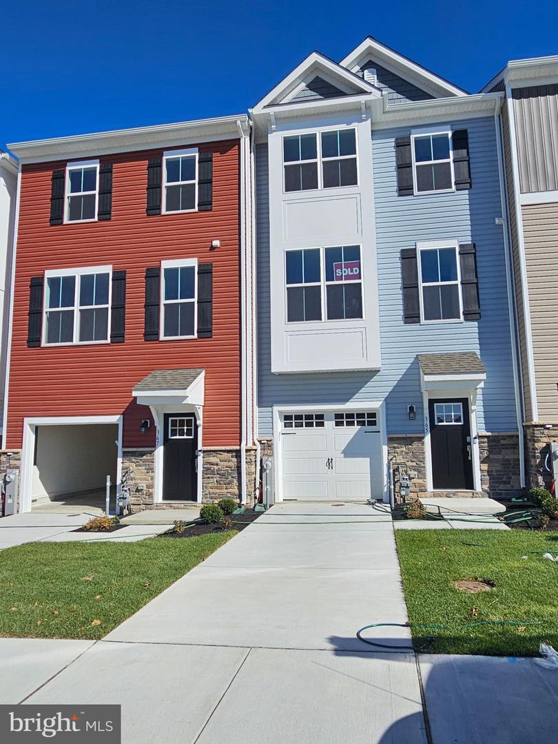 11261 Davisar Road #102