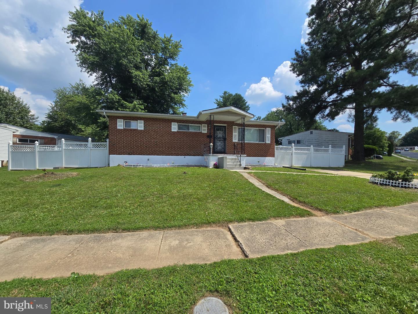 3719 Brentford Road