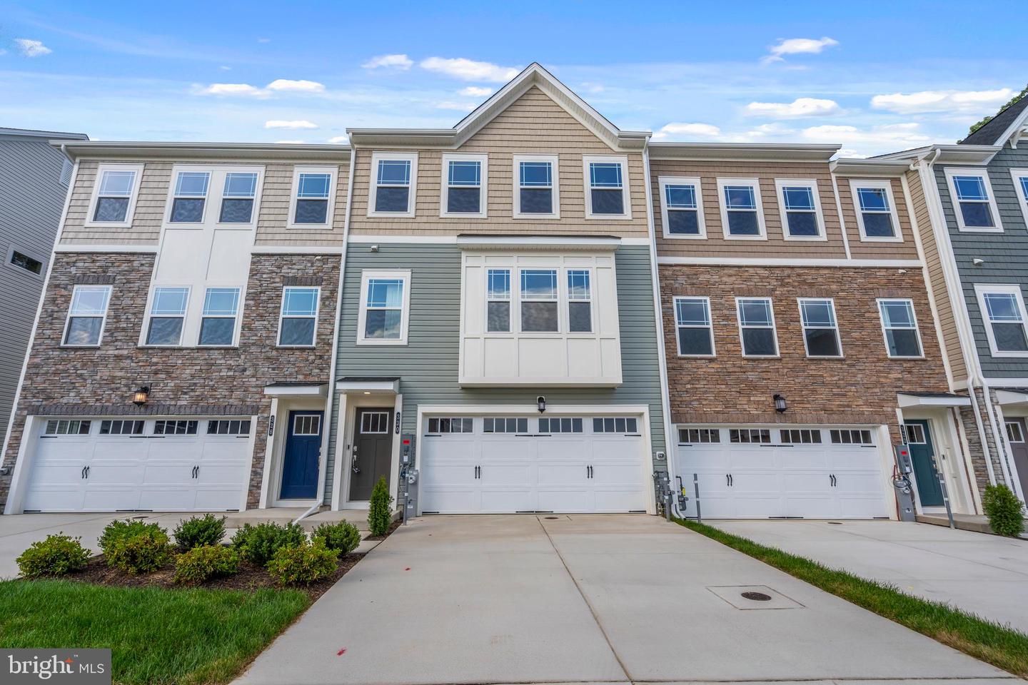 330 Sweetbay Rd