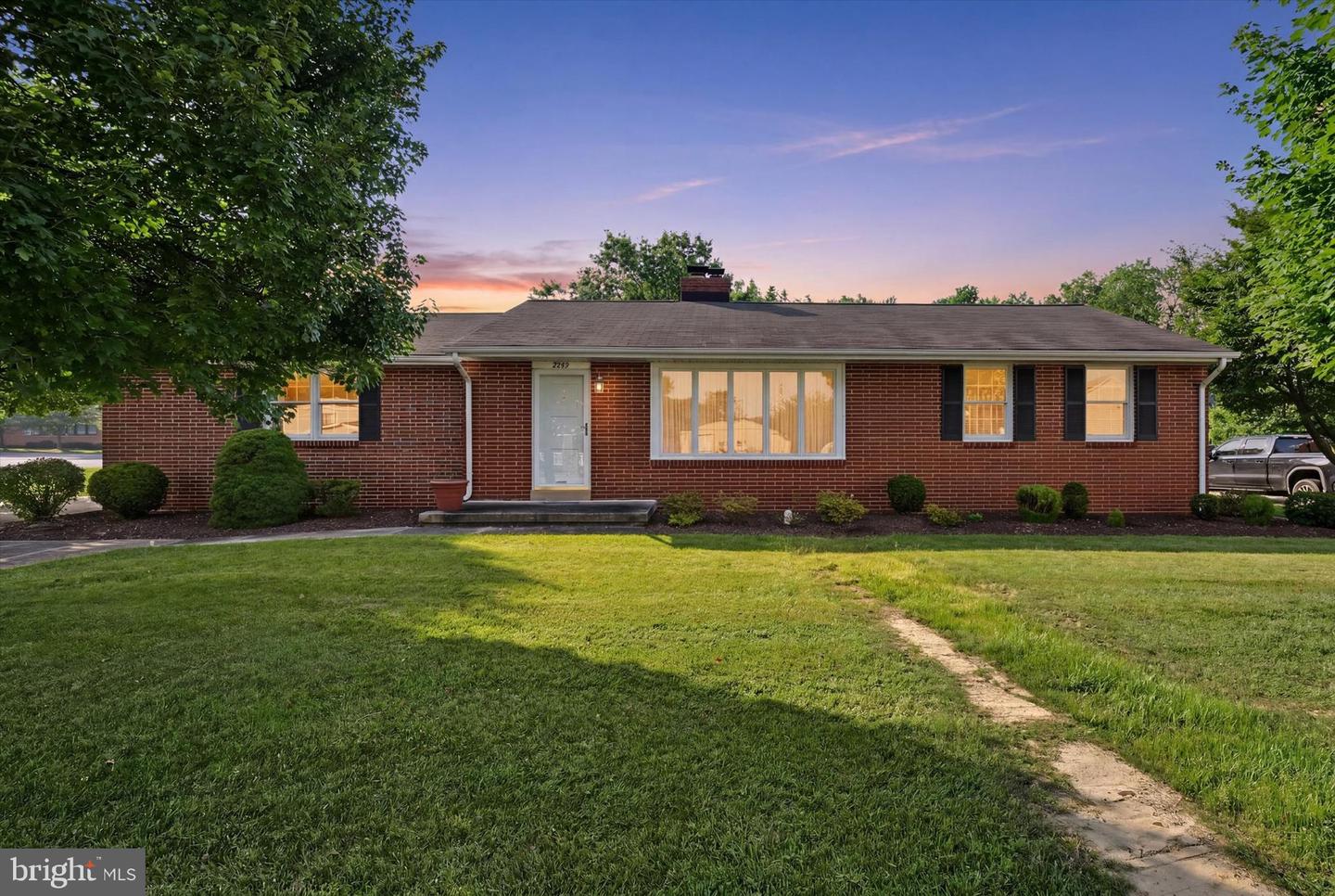 9939 Bird River Road