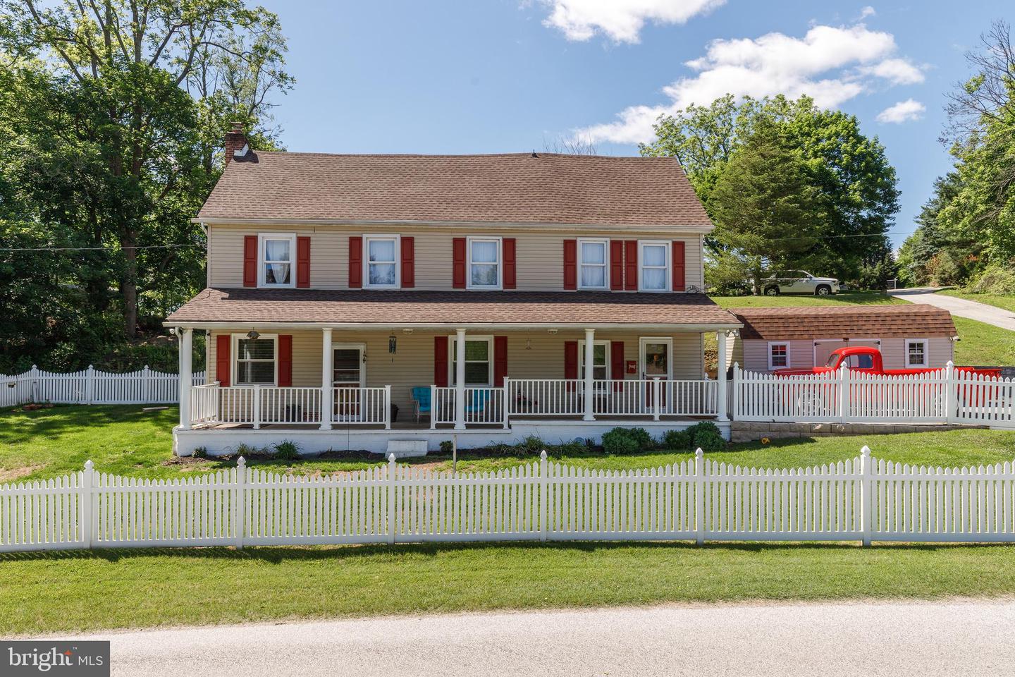 21304 W Liberty Road