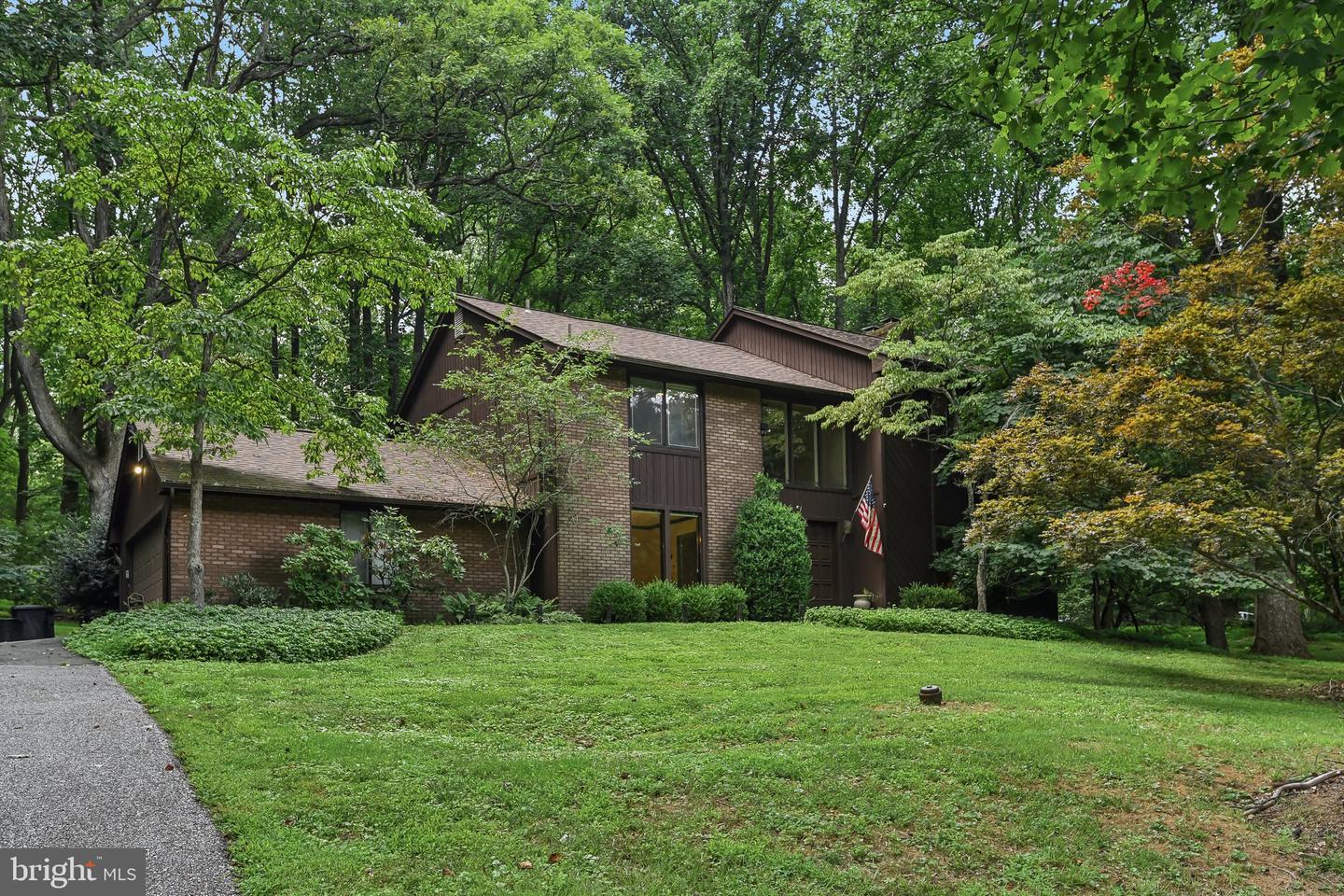 11112 Valley Heights Drive