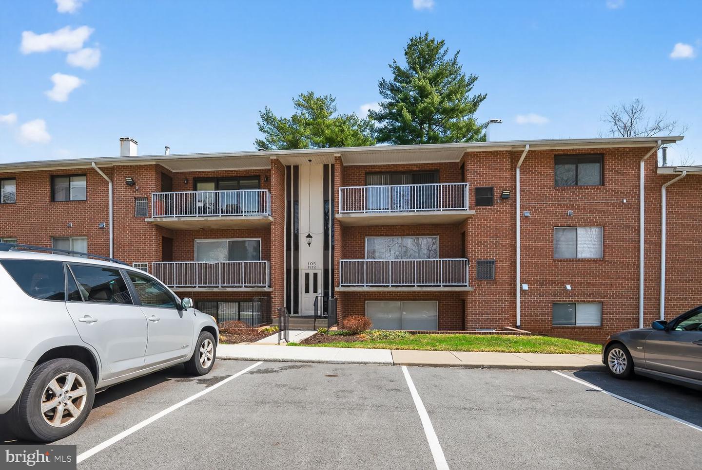 105 Fitz Court #204