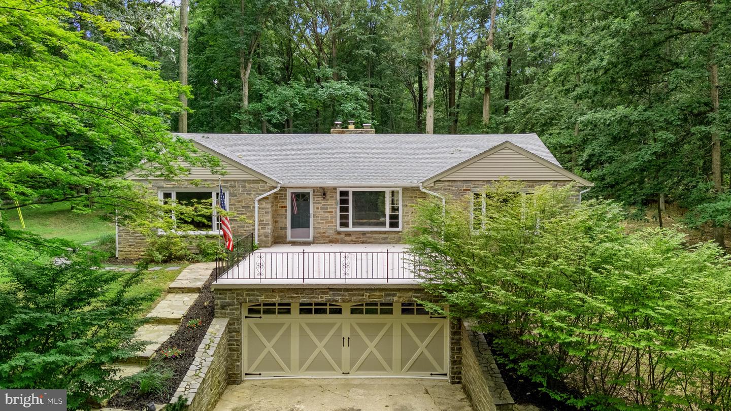 3114 Sunset Lane
