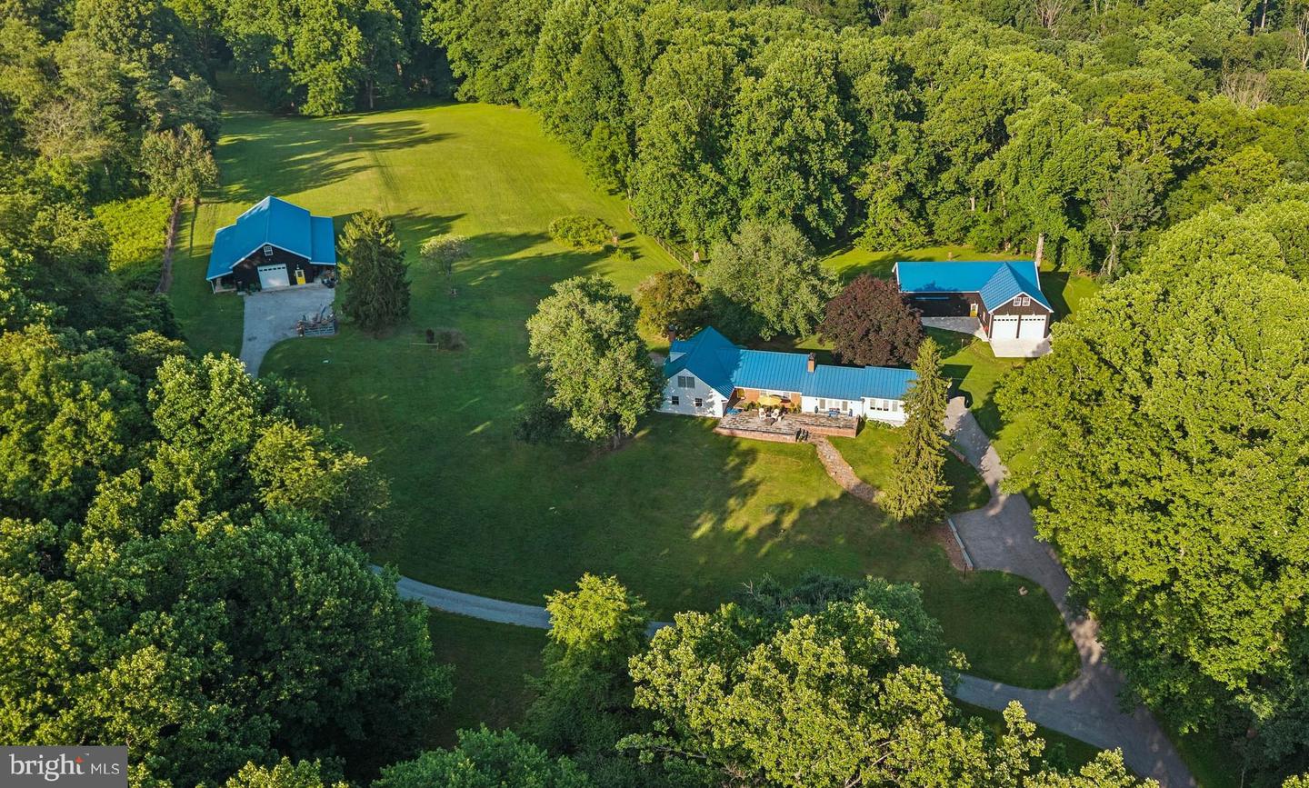 4003 Longmoor Circle