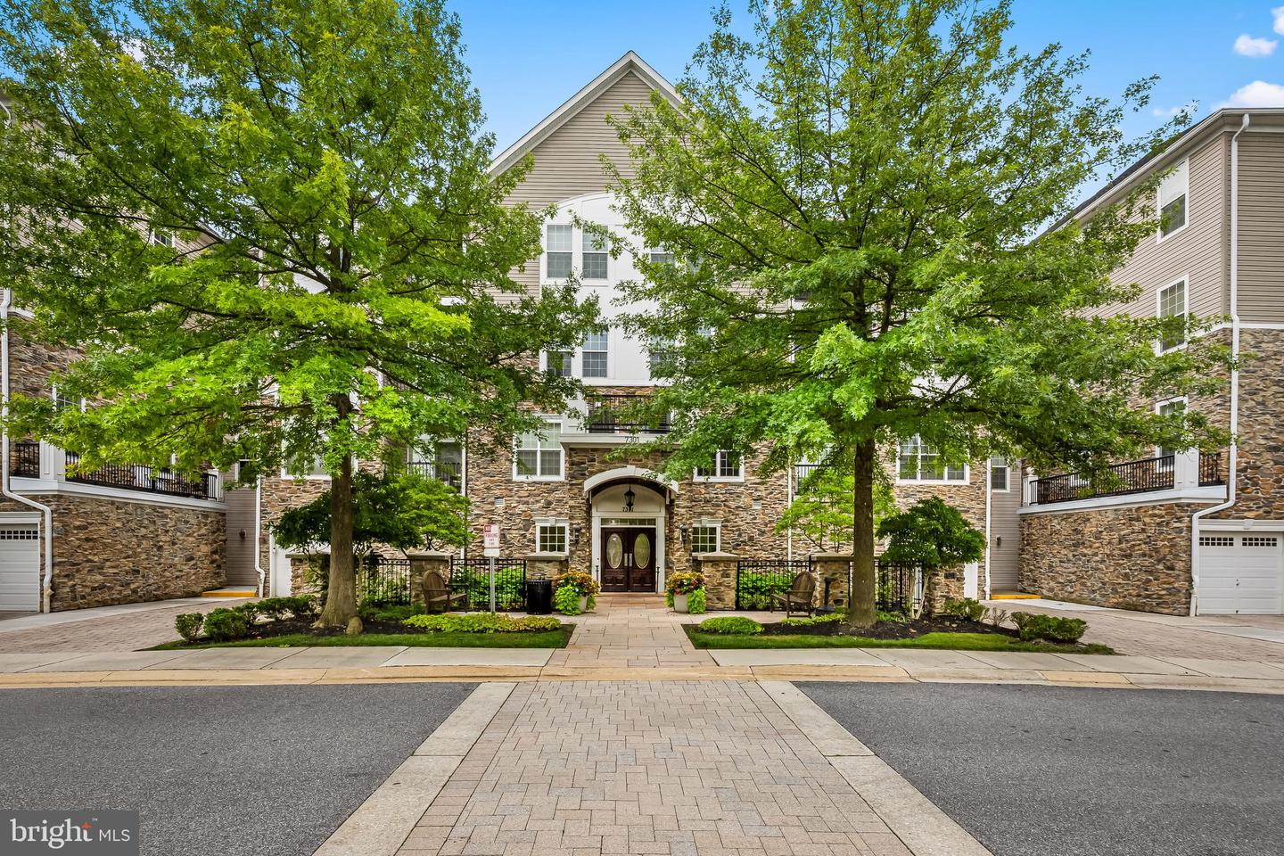 7301 Travertine Drive #403