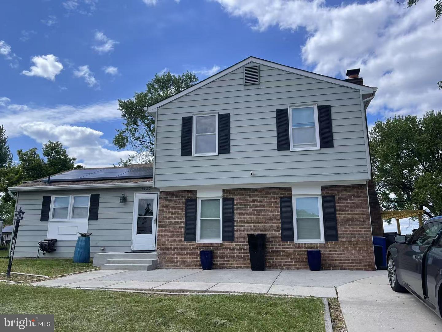 1120 Mirga Circle