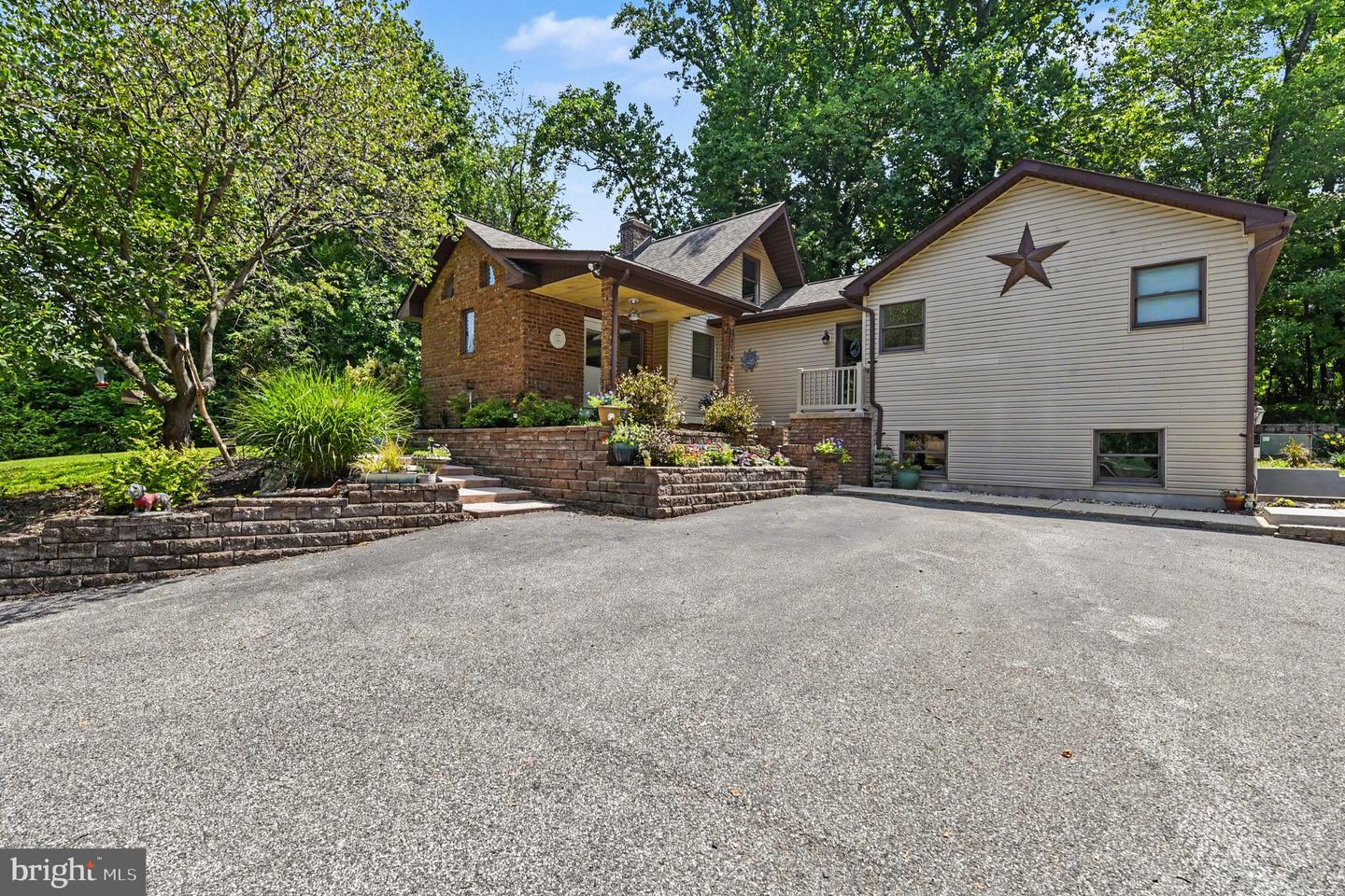 7627 Chapman Road