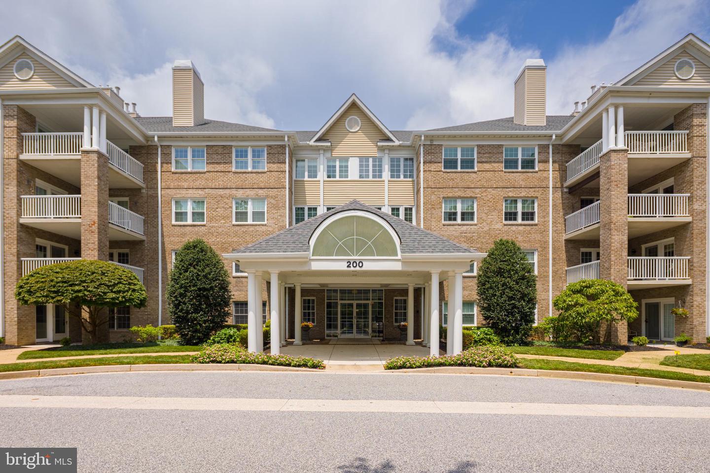 200 Belmont Forest Court #101
