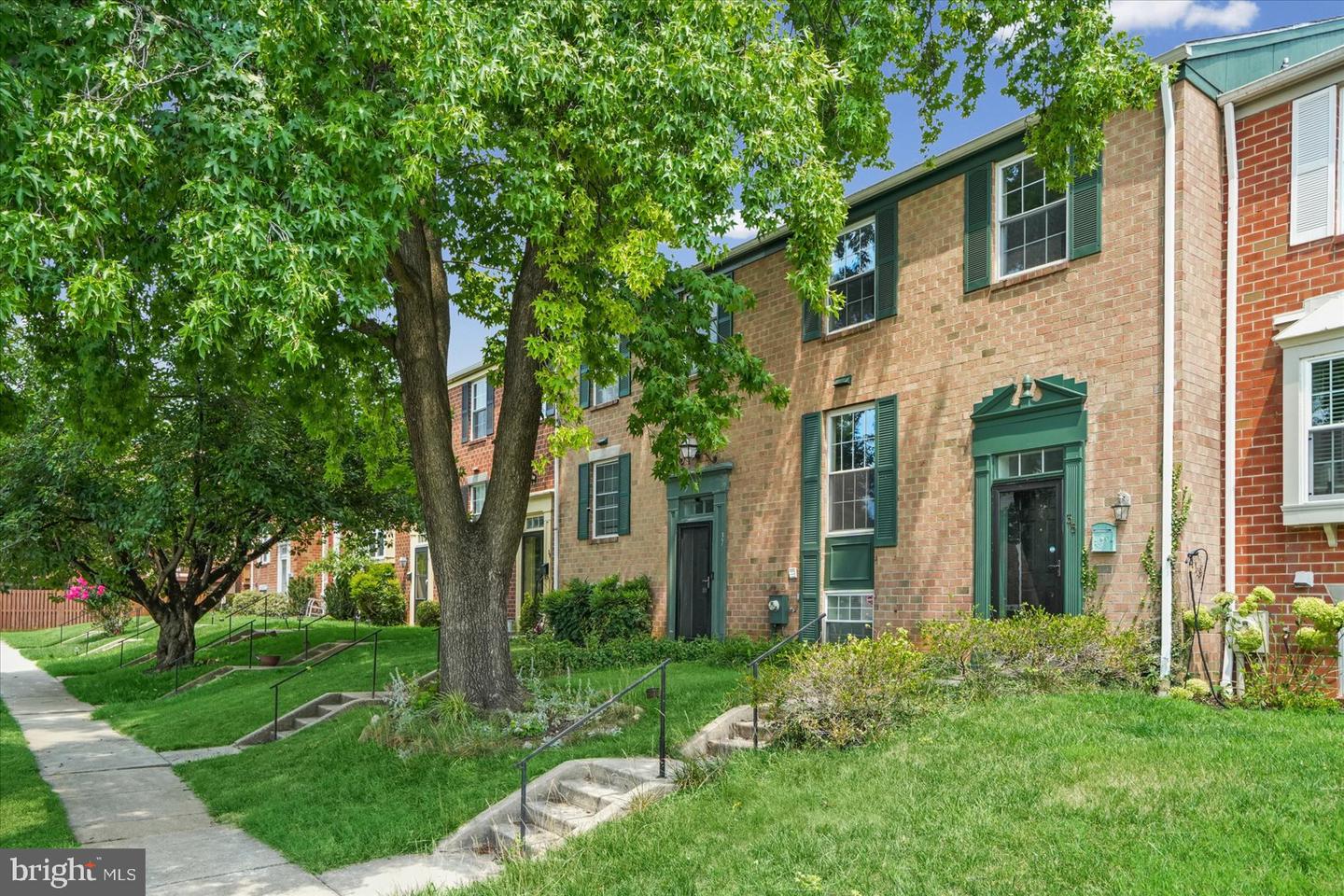35 Blondell