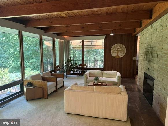 1406 Ellenglen Road