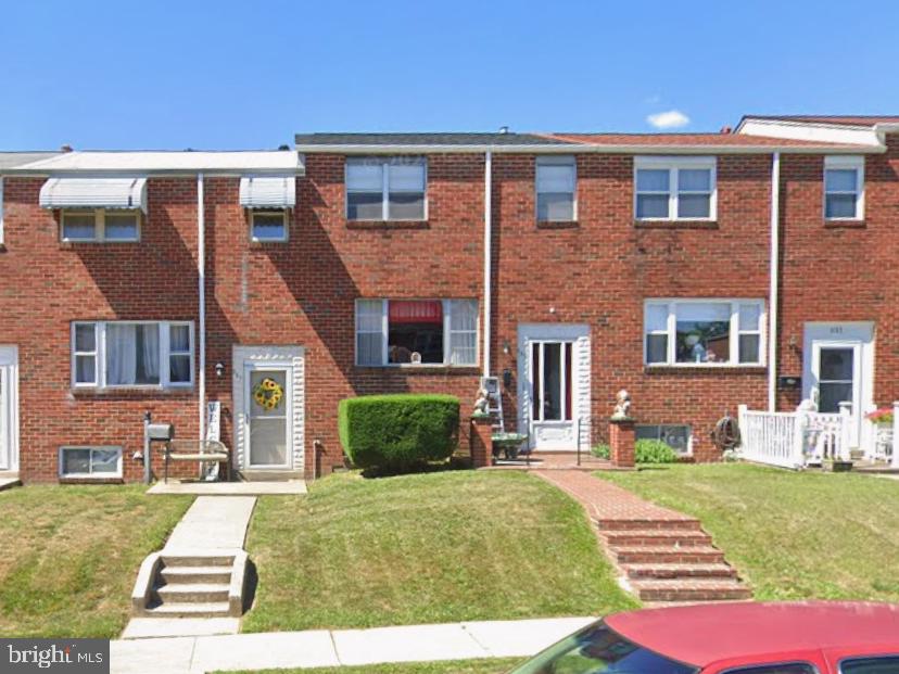 959 Regina Drive