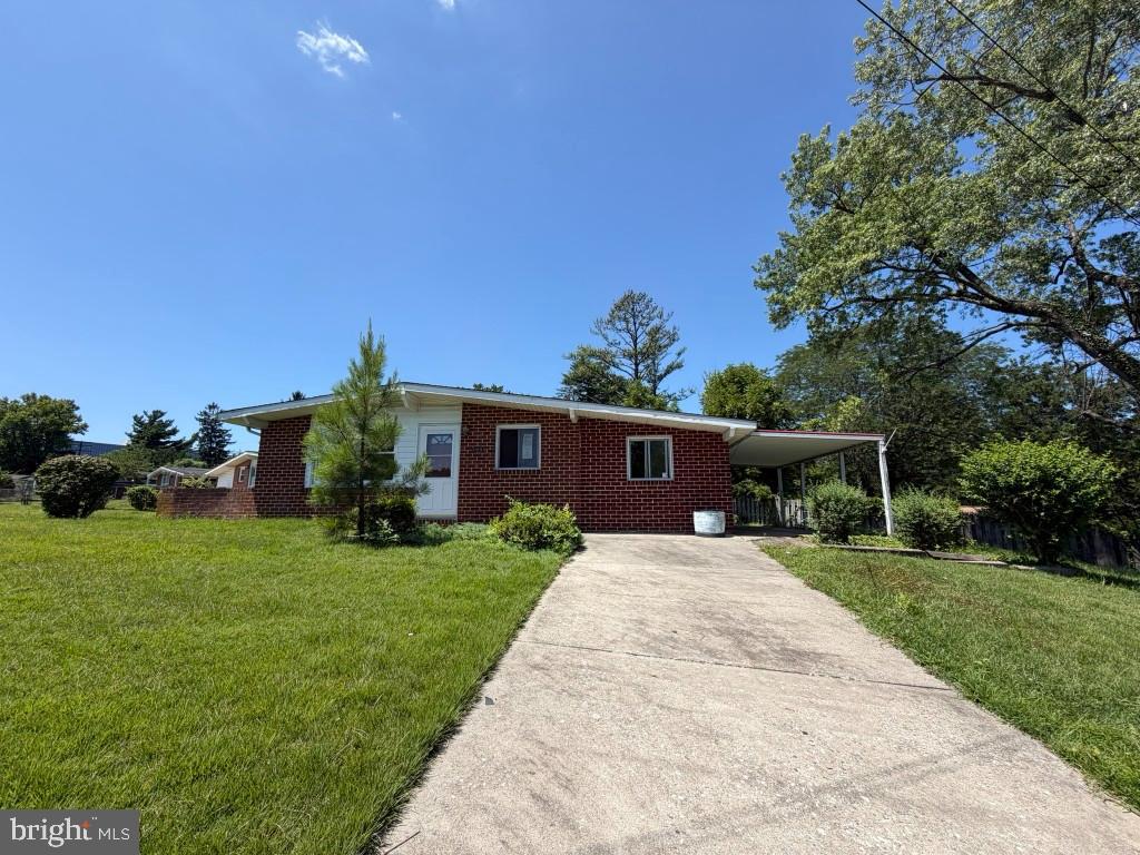1705 Sunny Court