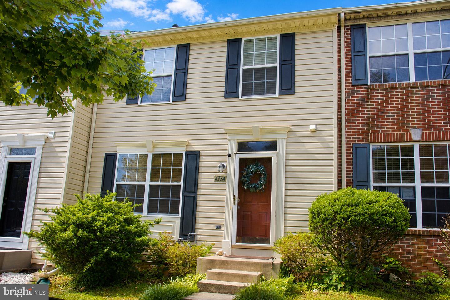 4734 Buxton Circle