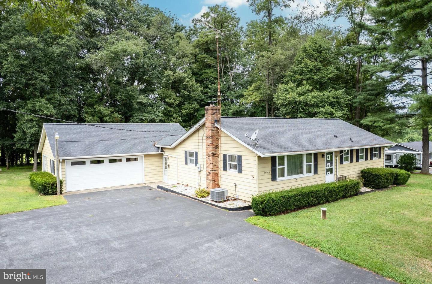 15914 Dark Hollow Road